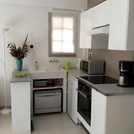 With One Bedroom In Saint-raphael, With Enclosed Garden And