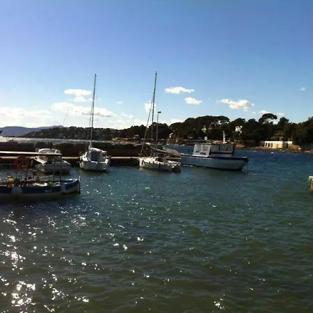 With One Bedroom In Saint-raphael, With Enclosed Garden And Saint-Raphaël